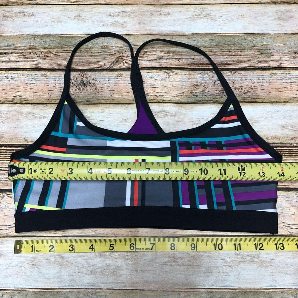 Fabletics Snapdragon Reversible Sports Bra - Picture 4 of 6
